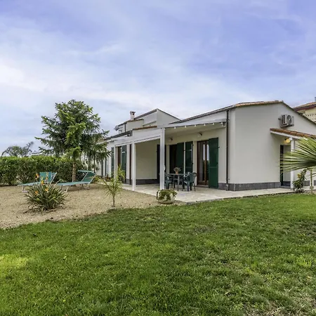 Villa Col Di Rodi By Interhome